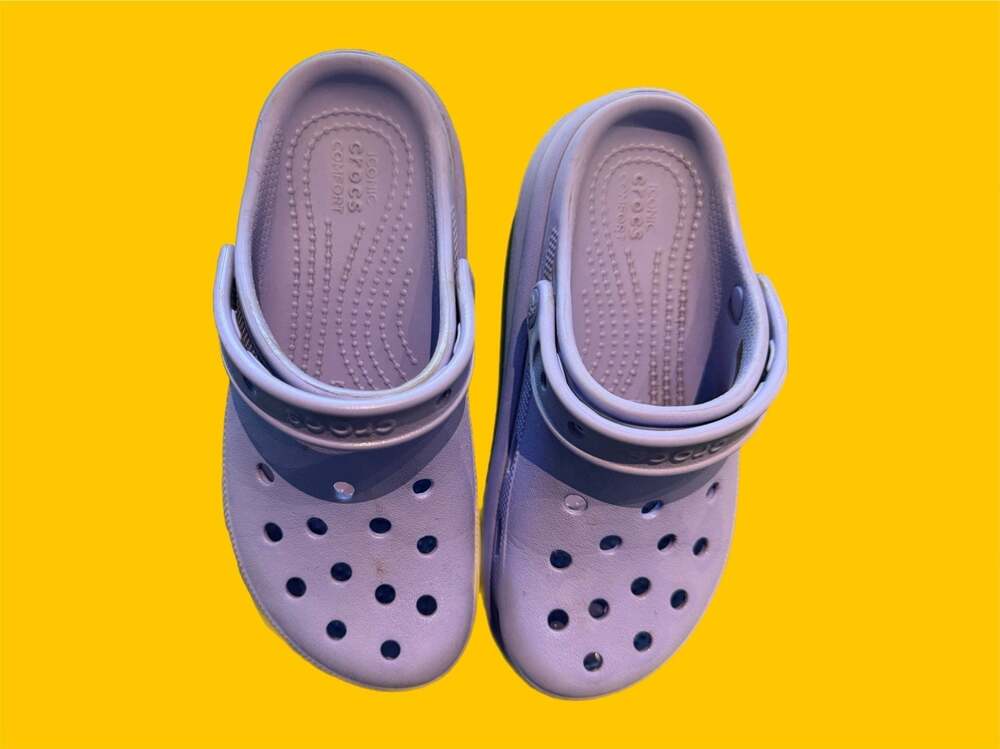 Gorgeous children’s Crocs Classic Platform Clogs Lavender Size J3
